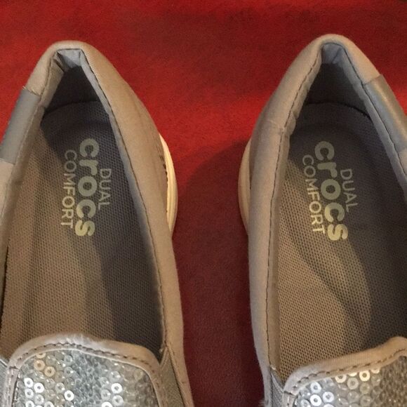 Crocs Shoes - Picture 2 of 6